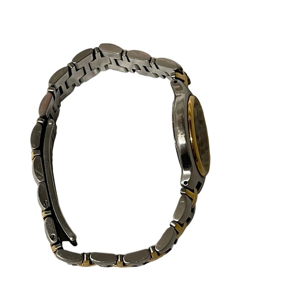 MOVADO Ladies 2-TONE STAINLESS STEEL BLACK DIAL 81.A1.827.2 SWISS QUARTZ WATCH - Picture 7 of 8